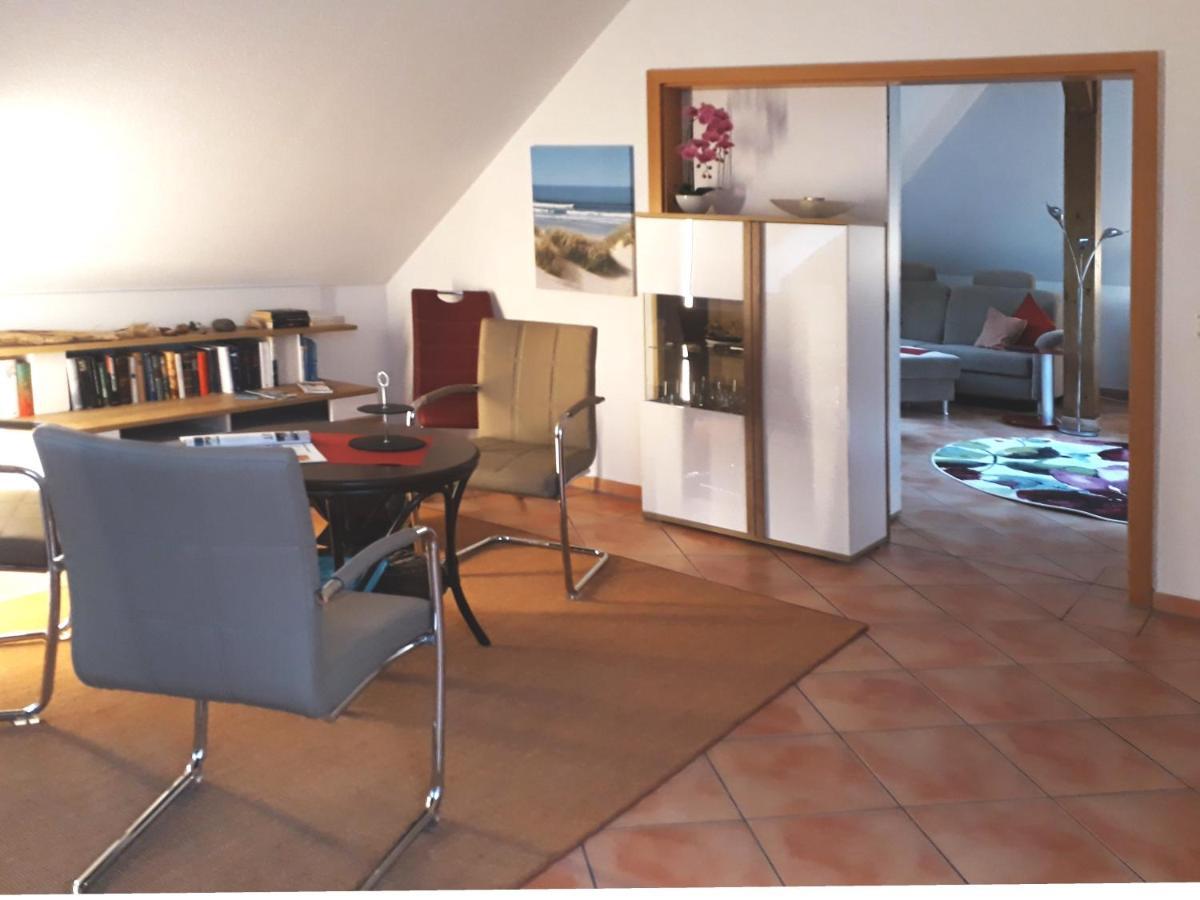 Traumblick Und Komfort - Lichtdurchflutete 85 Qm Wohnung Nahe Suedstrand Goehren Inklusive Schwimmbad Und Sauna Im Ahoi Sellin Exterior foto
