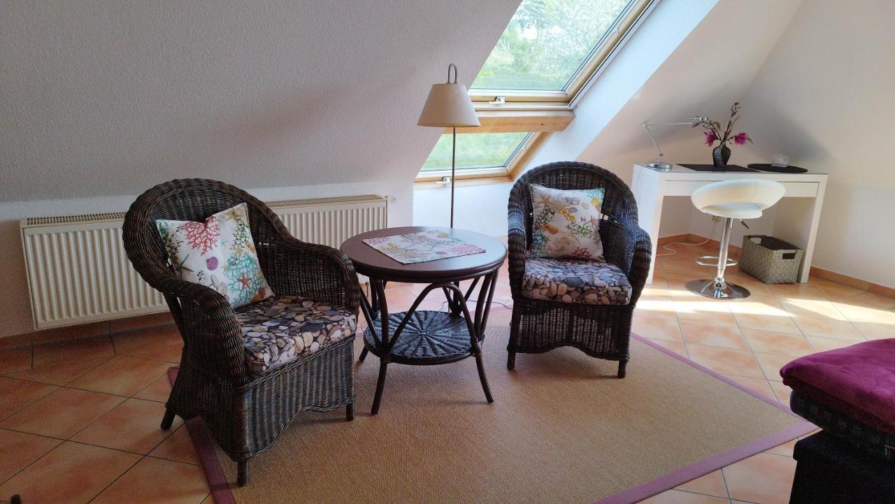 Traumblick Und Komfort - Lichtdurchflutete 85 Qm Wohnung Nahe Suedstrand Goehren Inklusive Schwimmbad Und Sauna Im Ahoi Sellin Exterior foto