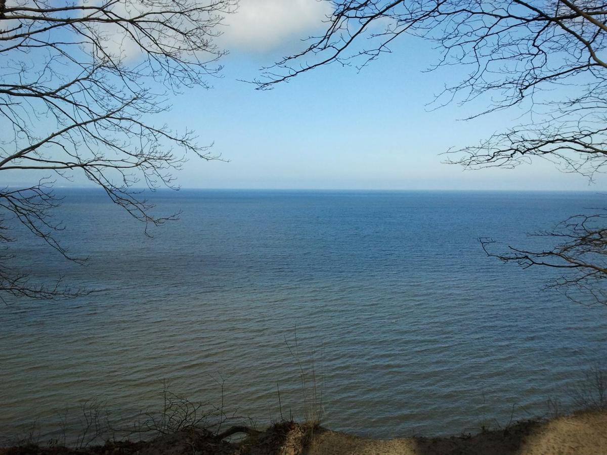 Traumblick Und Komfort - Lichtdurchflutete 85 Qm Wohnung Nahe Suedstrand Goehren Inklusive Schwimmbad Und Sauna Im Ahoi Sellin Exterior foto